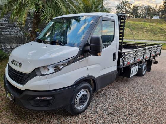 IVECO DAILY 2.3 TURBO DIESEL 30-130 CHASSI CS MANUAL IVECO DAILY 2.3 TURBO DIESEL 30-130 CHASSI CS MANUAL